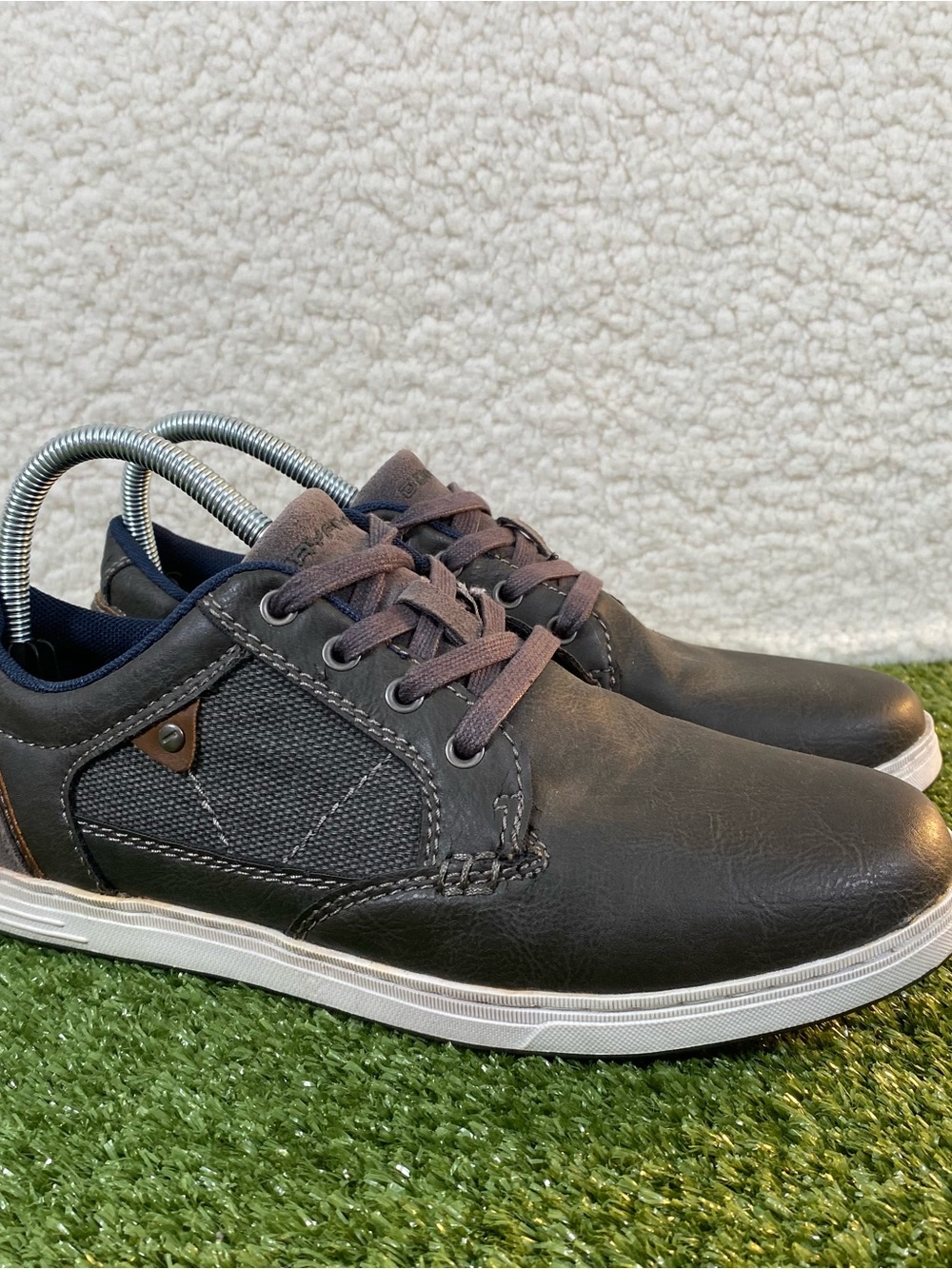 Day Five Jax Skate Shoes Sneakers Men's Size 7M Gray Faux Leather Casual Comfort